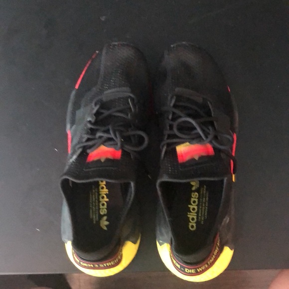 Adidas shoes - Picture 7 of 7